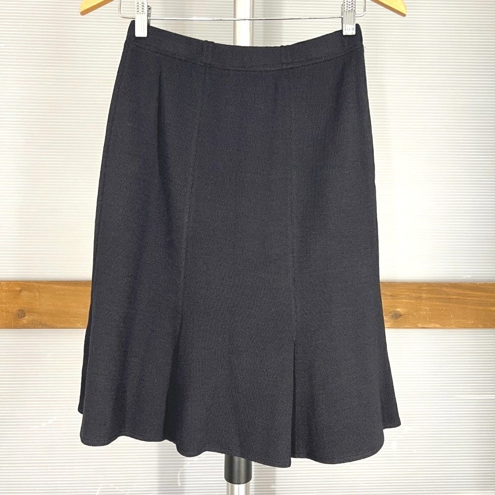 St John Collection Navy Wool Knit Flared A-Line Skirt Size 2 CA00985 Made in USA